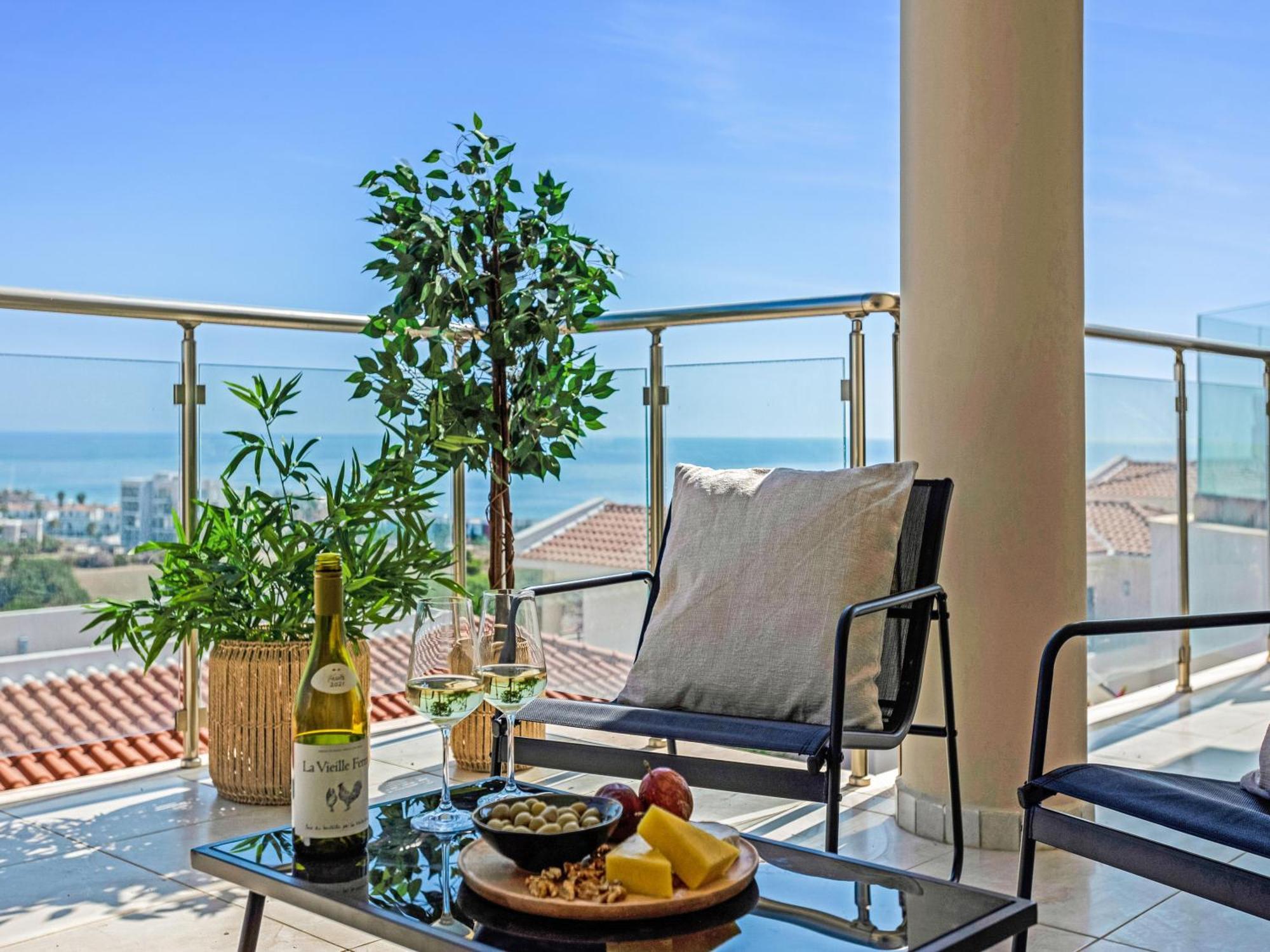 Klorakas Sanders Seaview חדר תמונה